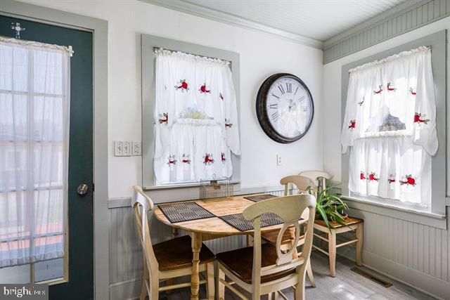 160 HONEYSUCKLE LN, Stanley, VA 22851