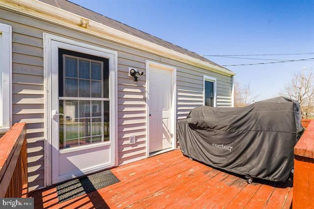 160 HONEYSUCKLE LN, Stanley, VA 22851