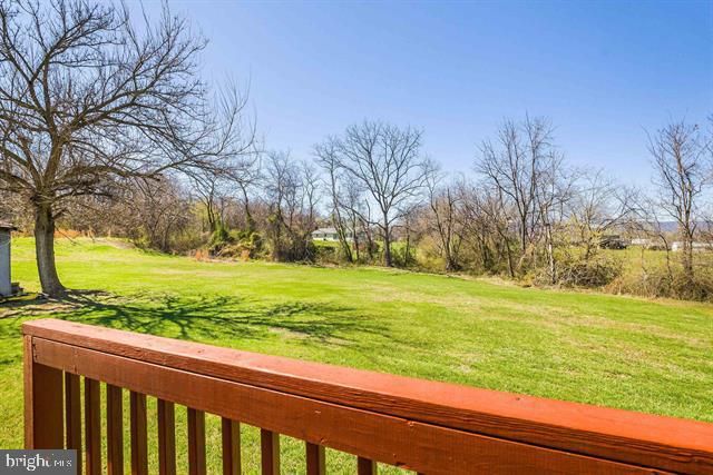 160 HONEYSUCKLE LN, Stanley, VA 22851