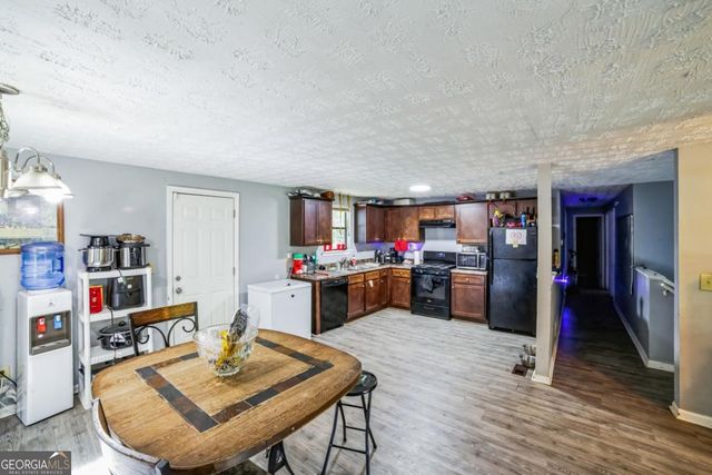 5804 Macedin Drive, Douglasville, GA 30135