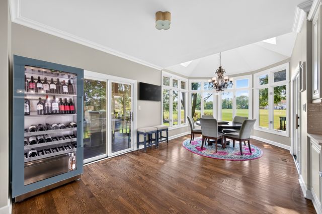 3148 Treesdale Court, Naperville, IL 60564