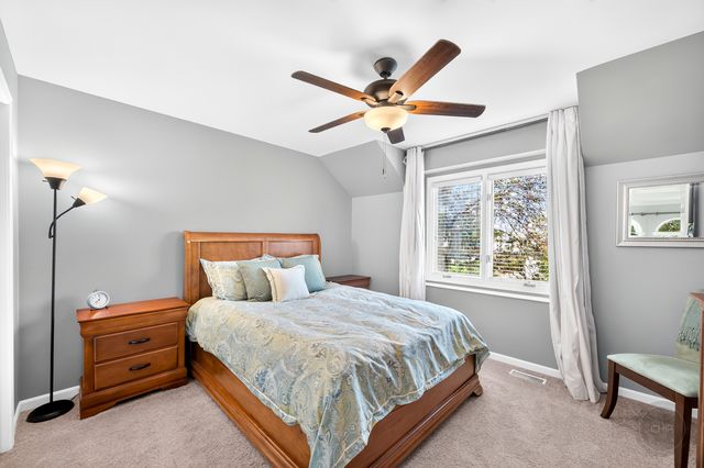 3148 Treesdale Court, Naperville, IL 60564