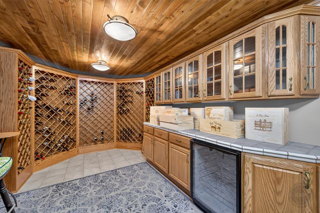 3148 Treesdale Court, Naperville, IL 60564