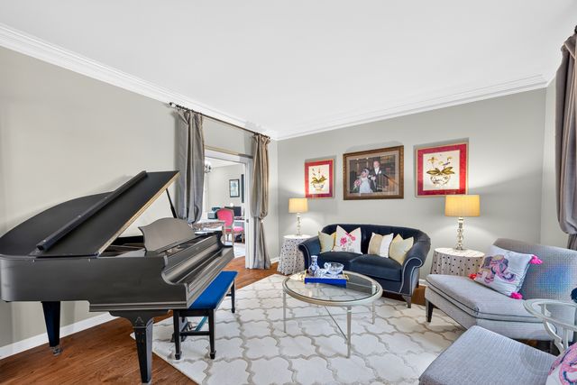 3148 Treesdale Court, Naperville, IL 60564