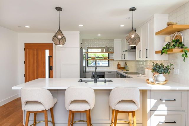 1162 Mckinley Street, Redwood City, CA 94061