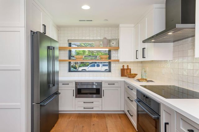 1162 Mckinley Street, Redwood City, CA 94061