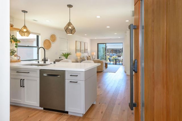 1162 Mckinley Street, Redwood City, CA 94061