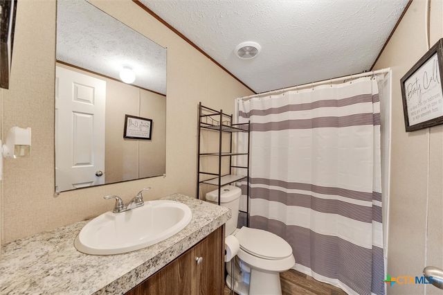 2755 Washburn Road, Luling, TX 78648