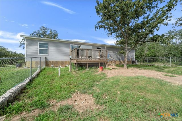 2755 Washburn Road, Luling, TX 78648
