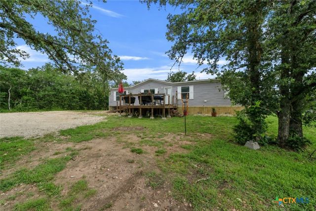 2755 Washburn Road, Luling, TX 78648