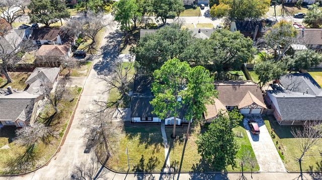 9703 Philmont Drive, Houston, TX 77080