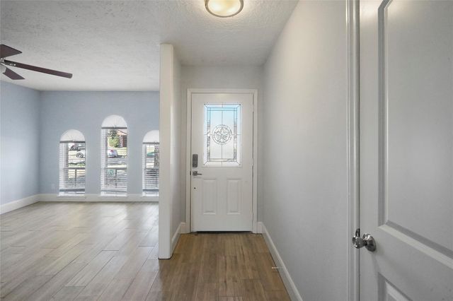 9703 Philmont Drive, Houston, TX 77080