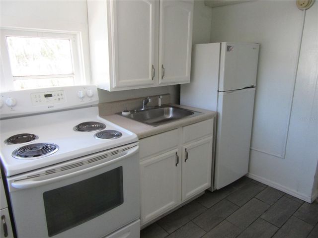 524 3RD STREET N D, St Petersburg, FL 33701