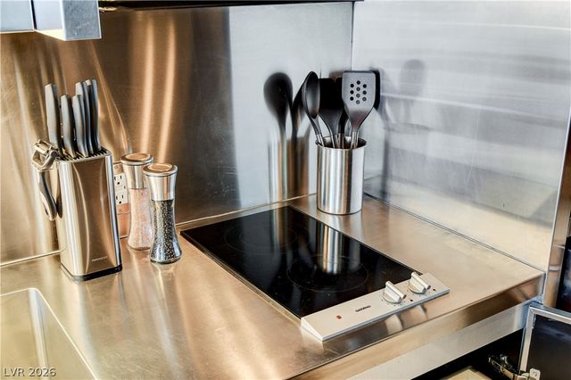 4381 West Flamingo Road 2920, Las Vegas, NV 89103