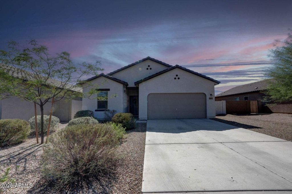 5613 E HERA Road, Florence, AZ 85132