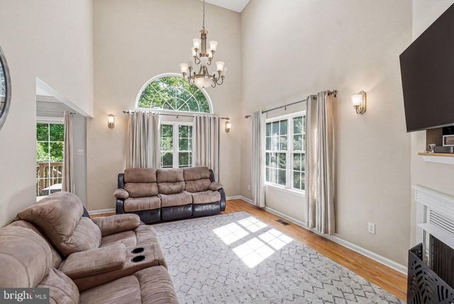 45 ARBOUR LN, Sewell, NJ 08080