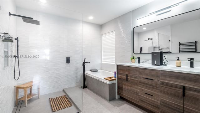 4908 Lombard Pass Dr, Lake Worth, FL 33463