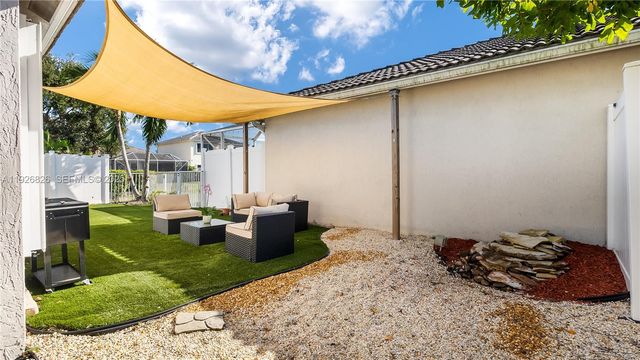 4908 Lombard Pass Dr, Lake Worth, FL 33463