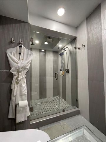 210 174th St 309, Sunny Isles Beach, FL 33160