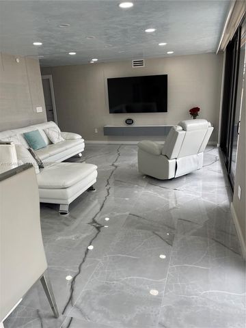 210 174th St 309, Sunny Isles Beach, FL 33160