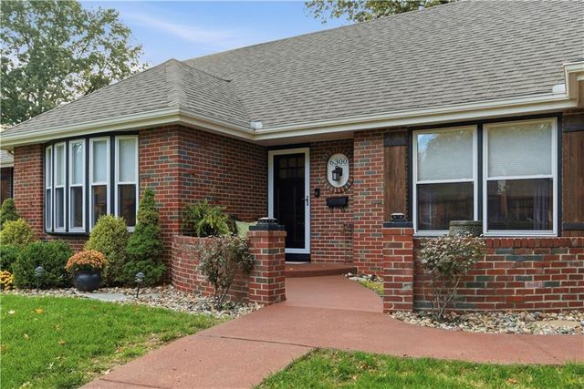 6300 Dearborn Drive, Mission, KS 66202