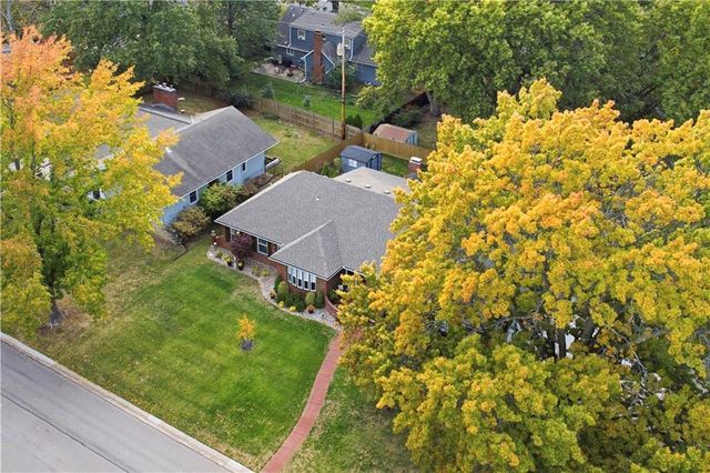 6300 Dearborn Drive, Mission, KS 66202