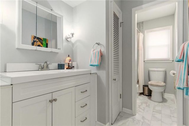 6300 Dearborn Drive, Mission, KS 66202