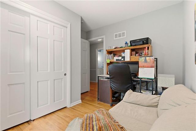 6300 Dearborn Drive, Mission, KS 66202