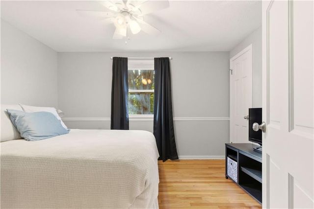 6300 Dearborn Drive, Mission, KS 66202