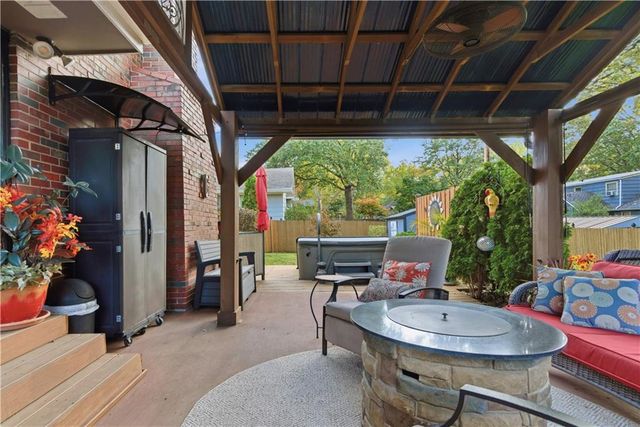 6300 Dearborn Drive, Mission, KS 66202