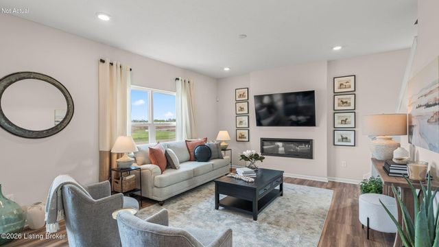 11105 Pheasant Run Ct, Louisville, KY 40229