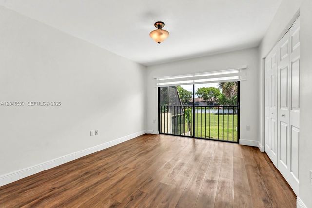 3926 Adra Ave D-54, Doral, FL 33178