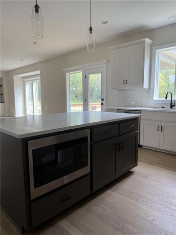 5214 NE 90 Terrace, Kansas City, MO 64156