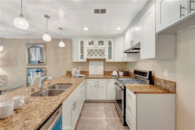 85 Lemon Grove, Irvine, CA 92618