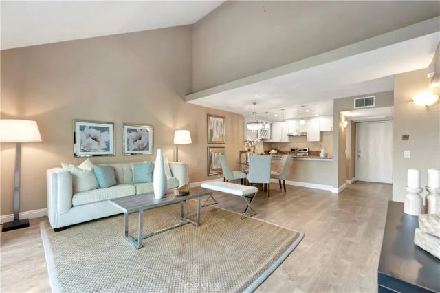 85 Lemon Grove, Irvine, CA 92618