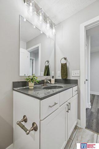 8737 S 83rd Court, Lincoln, NE 68516