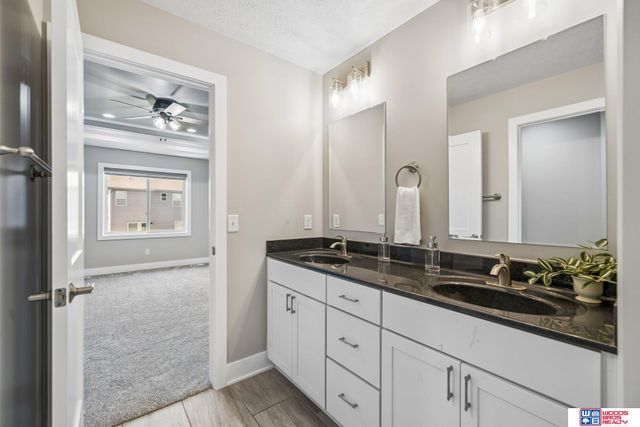 8737 S 83rd Court, Lincoln, NE 68516