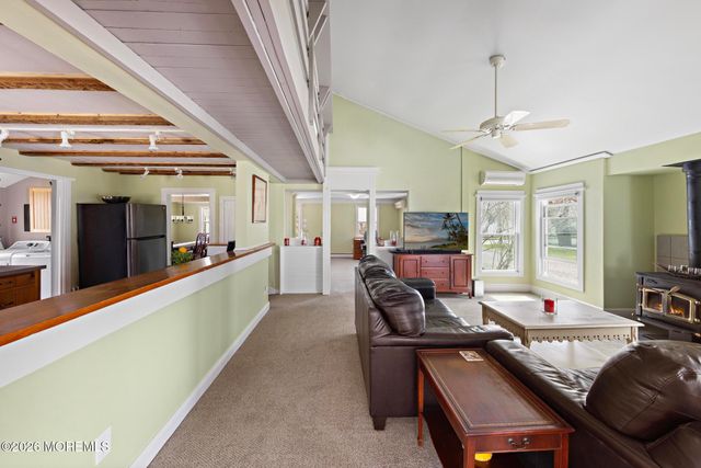 52 Littleworth Road, Manahawkin, NJ 08050