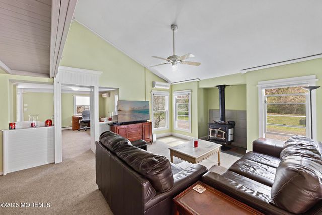 52 Littleworth Road, Manahawkin, NJ 08050