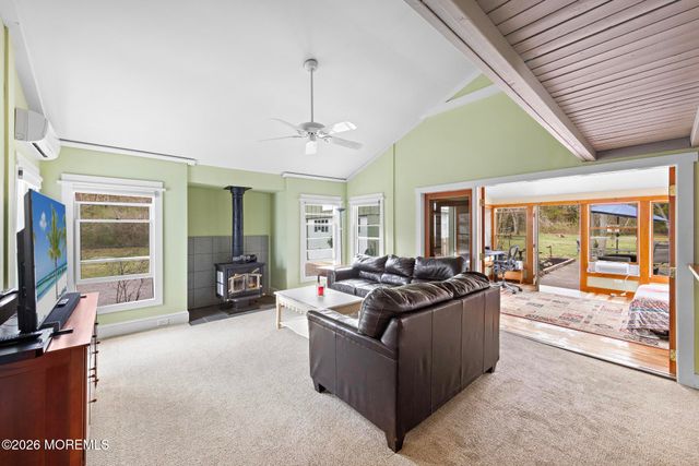 52 Littleworth Road, Manahawkin, NJ 08050