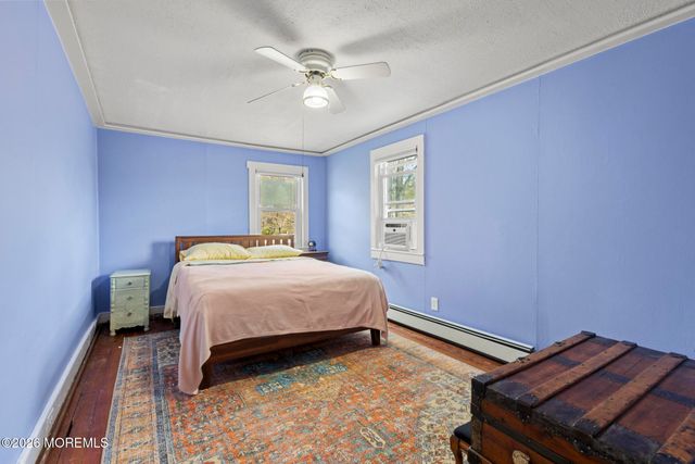 52 Littleworth Road, Manahawkin, NJ 08050