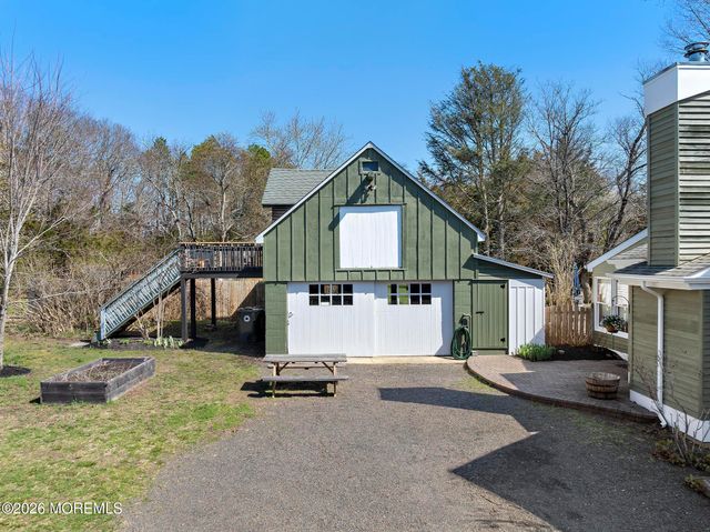 52 Littleworth Road, Manahawkin, NJ 08050