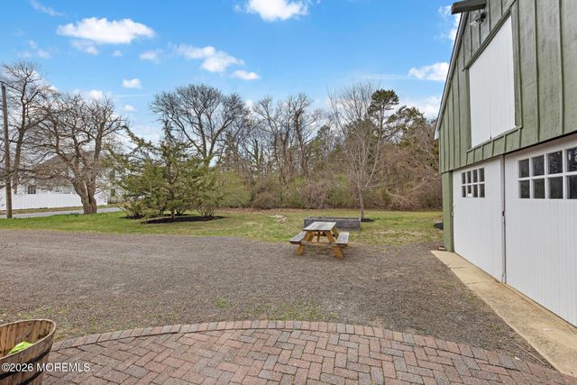 52 Littleworth Road, Manahawkin, NJ 08050