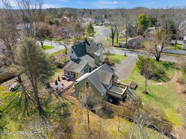 52 Littleworth Road, Manahawkin, NJ 08050