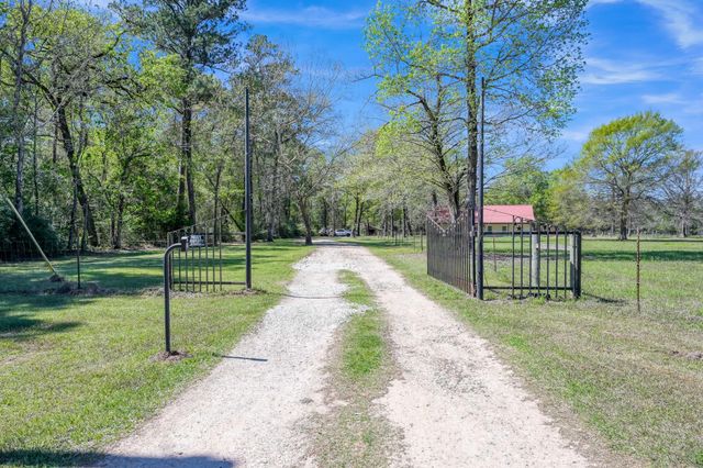 1780 Fm 3460 Road, Shepherd, TX 77371