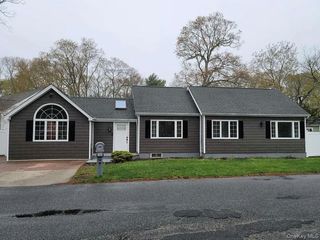 11 Knapp Road, Mastic Beach, NY 11951