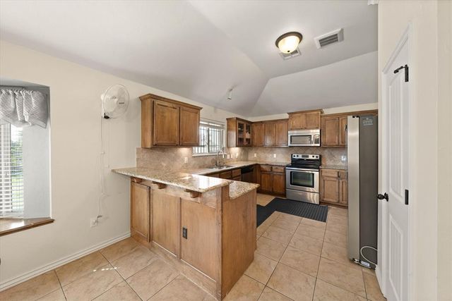 2420 NW 196th Terrace, Edmond, OK 73012