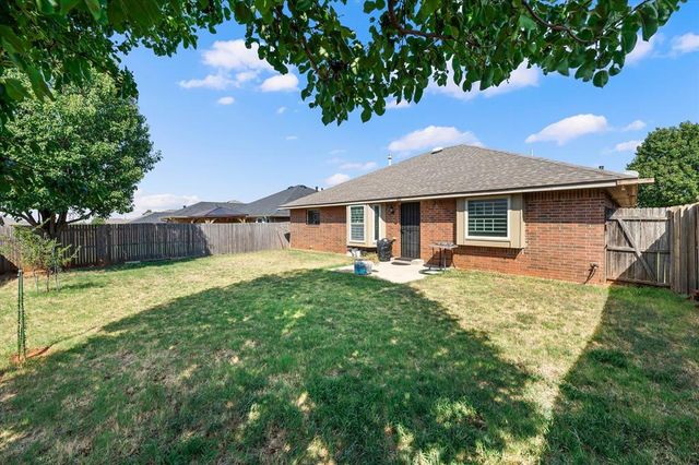 2420 NW 196th Terrace, Edmond, OK 73012