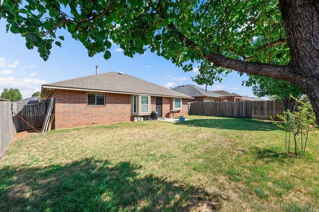 2420 NW 196th Terrace, Edmond, OK 73012