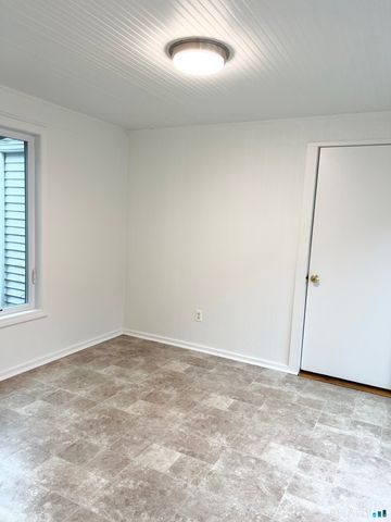 1360 Main Street, Glastonbury, CT 06033